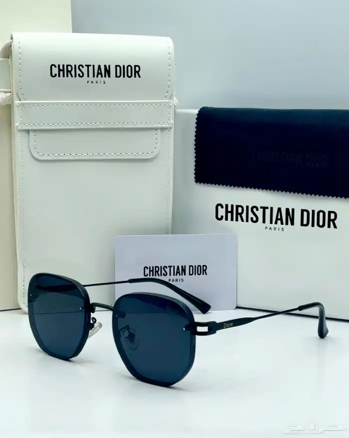 CHRISTIAN DIOR 015