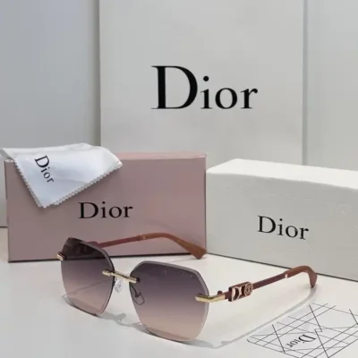 DIOR 002
