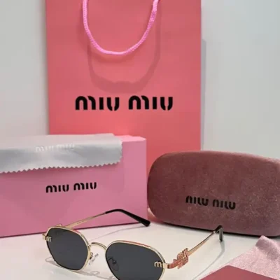 Miu Miu 010