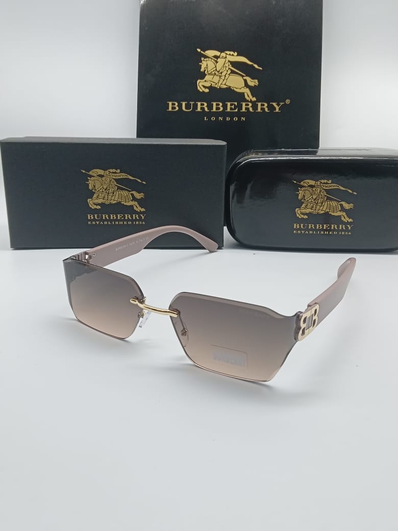 BURBERRY 010