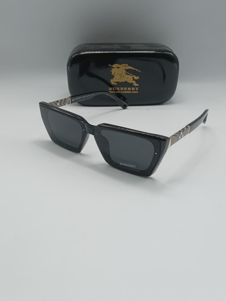 BURBERRY 002