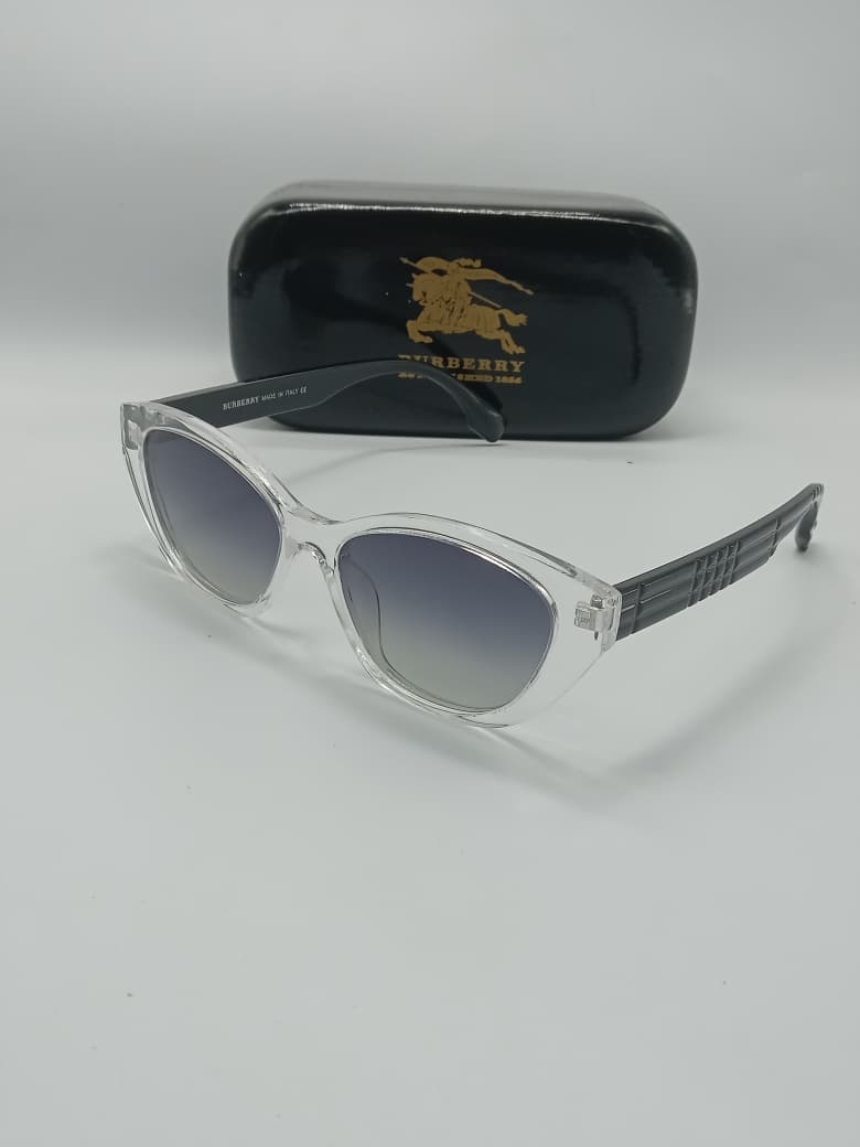 BURBERRY 007