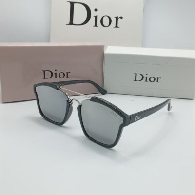 DIOR 001