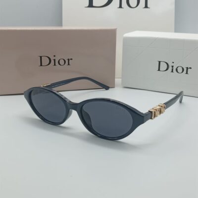 DIOR 017