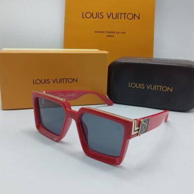 LOUIS VUITTON 010