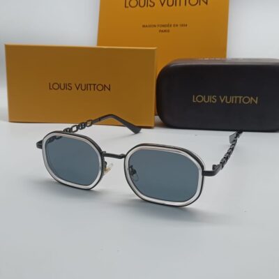 LOUIS VUITTON 024