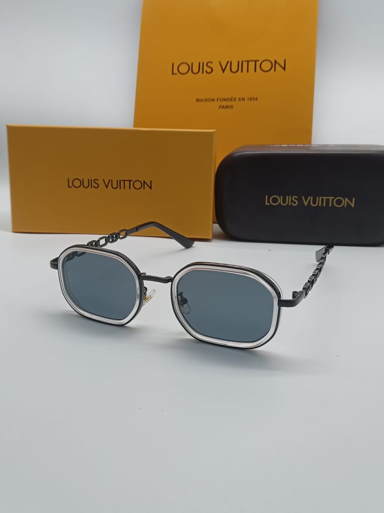 LOUIS VUITTON 024