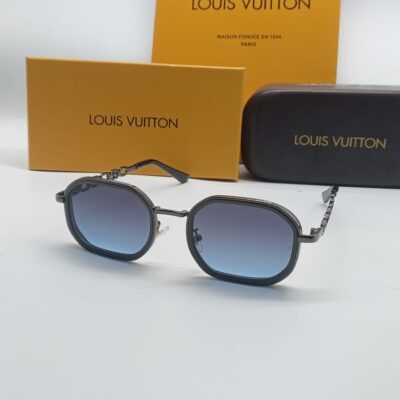 LOUIS VUITTON 026