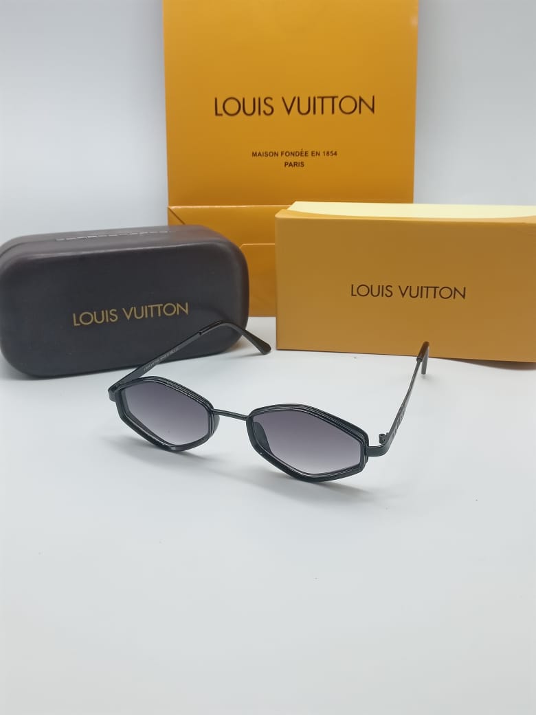 LOUIS VUITTON 036