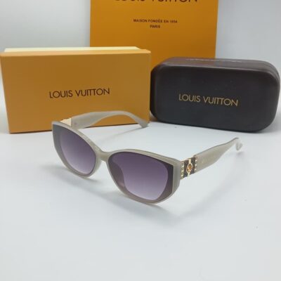LOUIS VUITTON 008