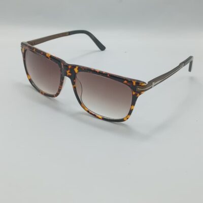 PRADA 004