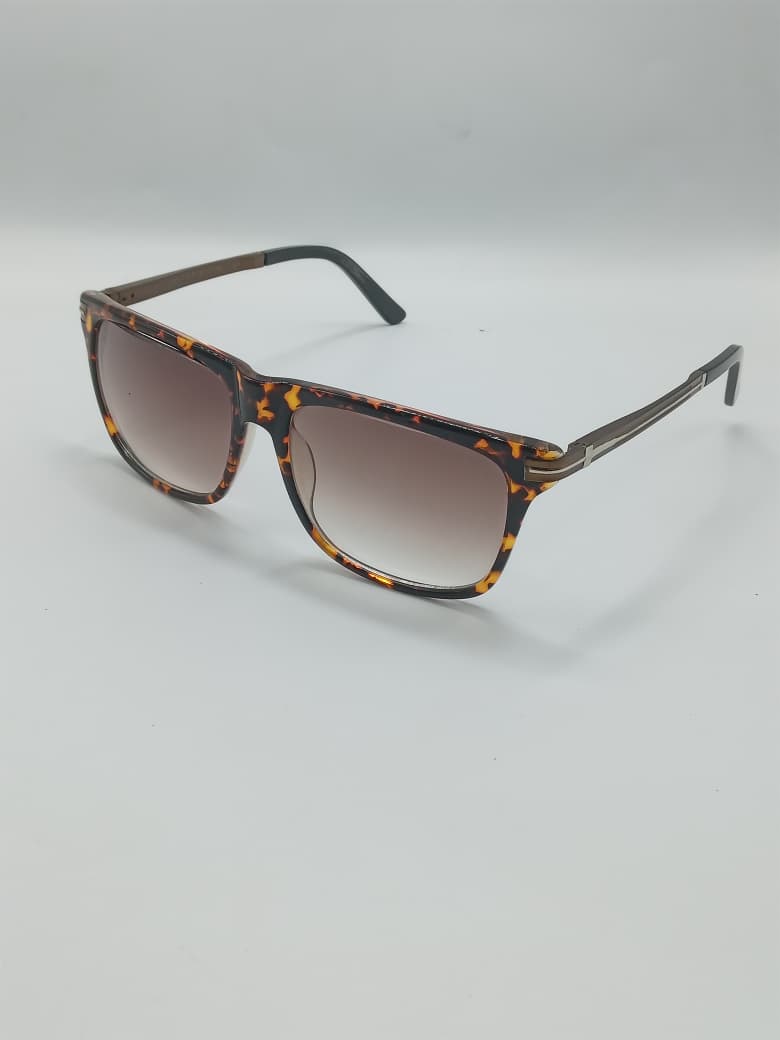 PRADA 004