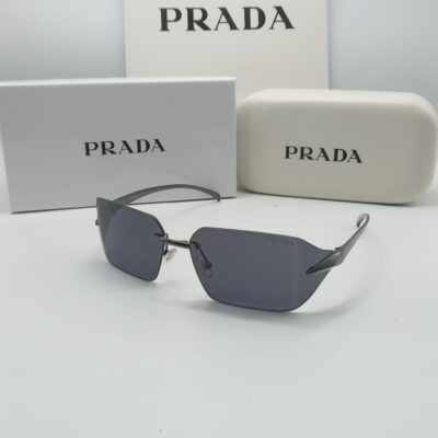PRADA 009