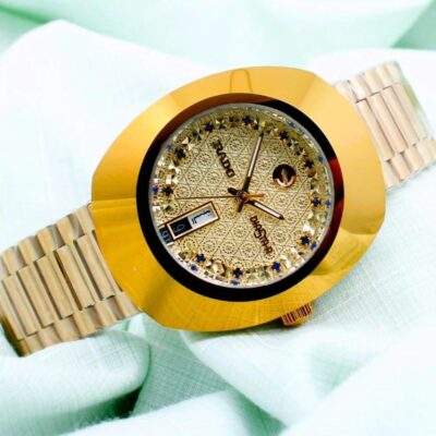 Rado DiaStar gold-toned oval case and a matching stainless steel strap