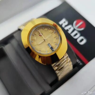 Rado Diastar gold-plated stainless steel case and a textured gold dial